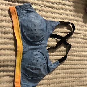 Victoria’s Secret sports bra blue very breathable size 36B